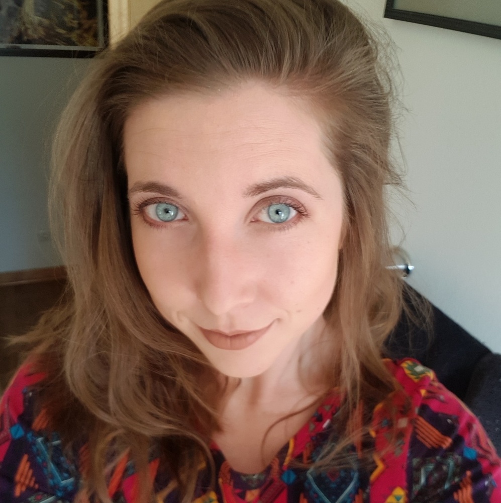 Meet your Posher, Amanda